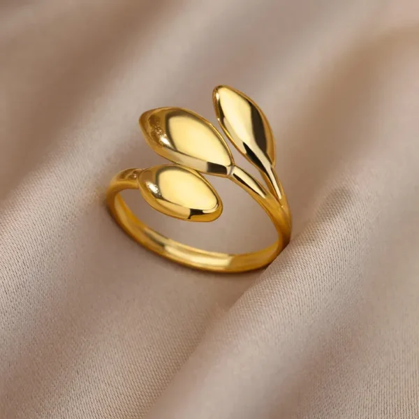 Anillo Medusa Dorado Joyeria Loeva