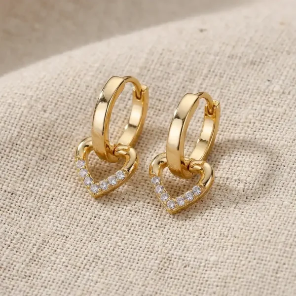 arete corazon pendiente dorado