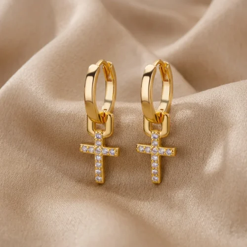 arete cruz pendiente dorado