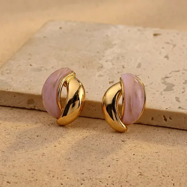 arete doble dorado concha rosa