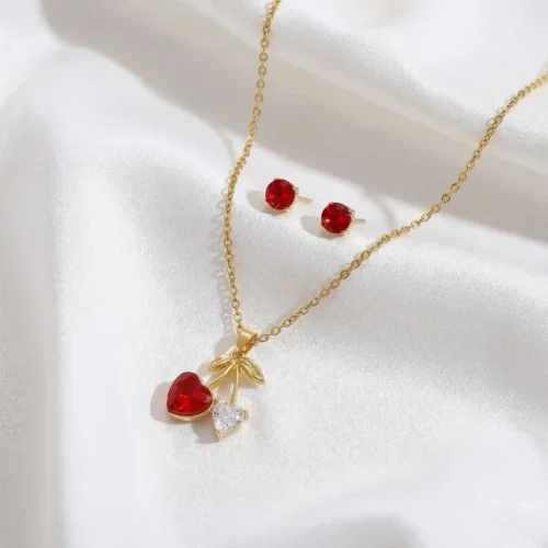 collar cereza dorado