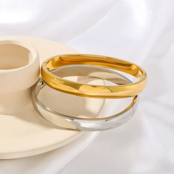 Brazalete Minimalista Plateado